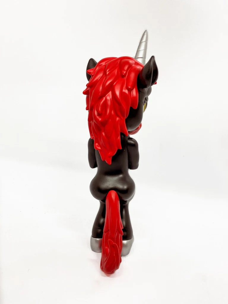 Forlorn Unicorn - Goth - Image 4
